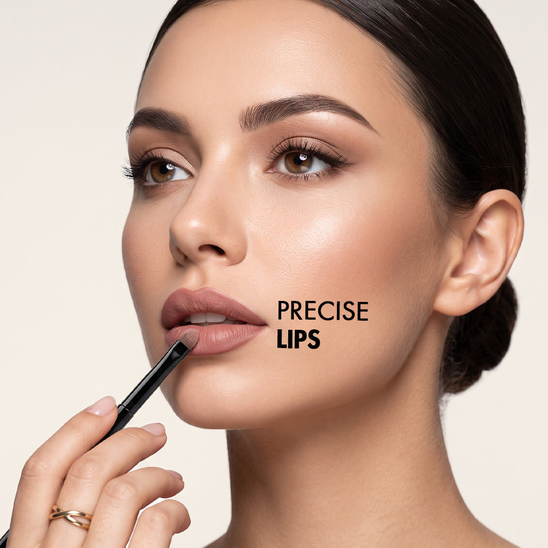 09 Lip Brush