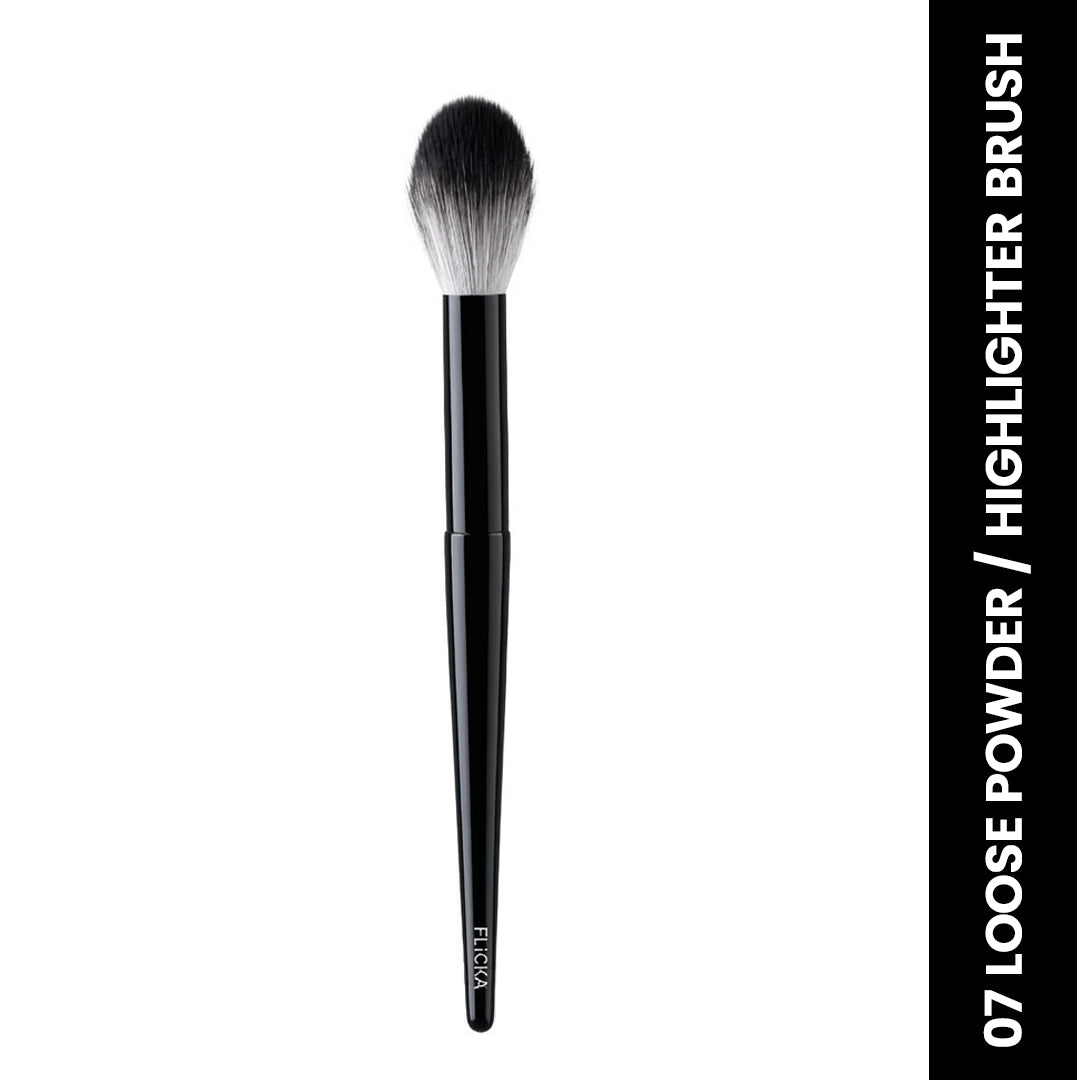 07 Loose Powder/ Highlighter Brush flicka cosmetics india