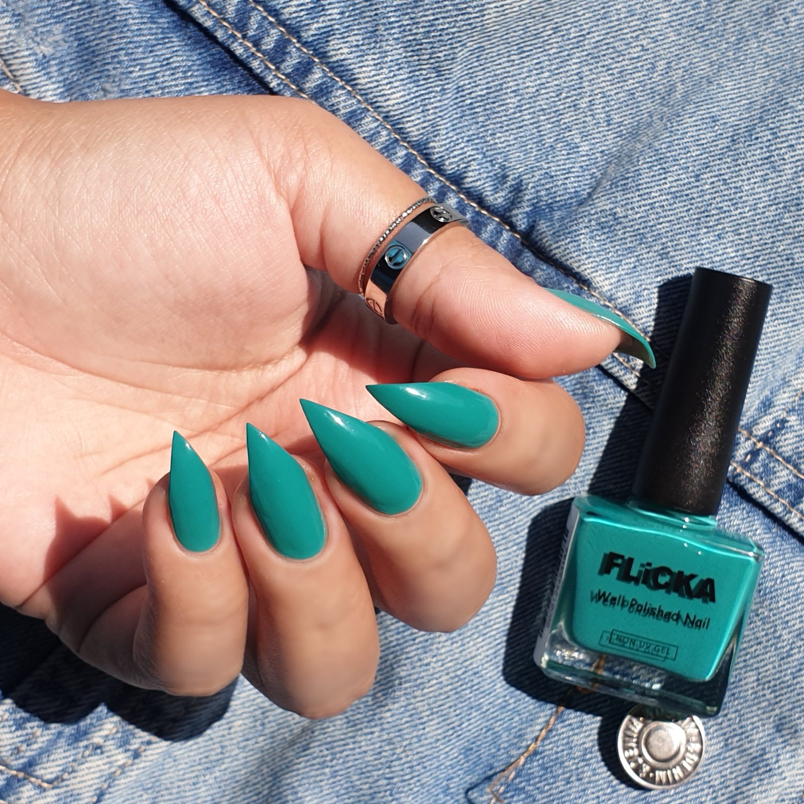 26 Baby Blue _#039f9c