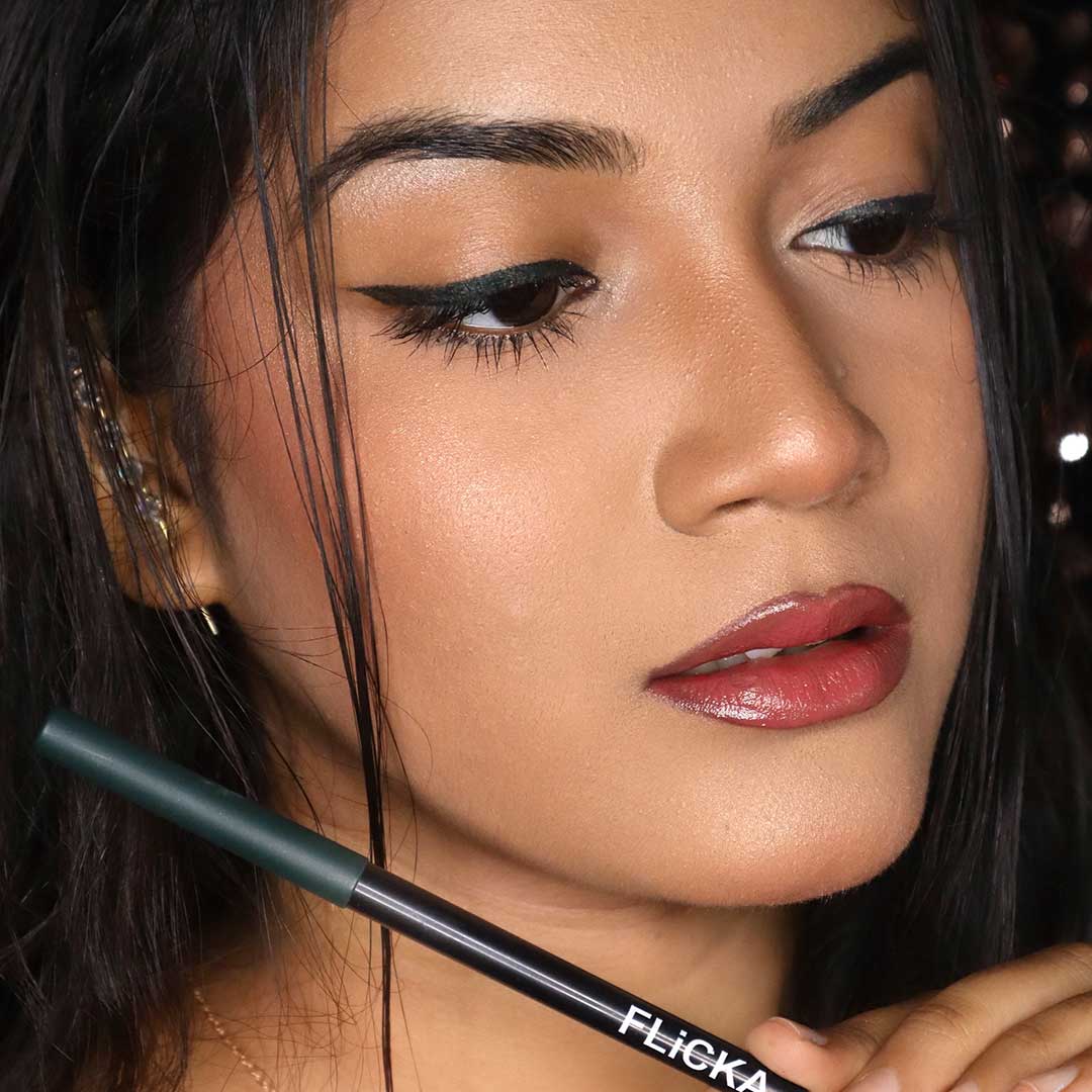 03 Green Night _#28372d